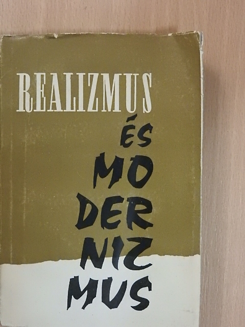 J. Borjev - Realizmus és modernizmus [antikvár]