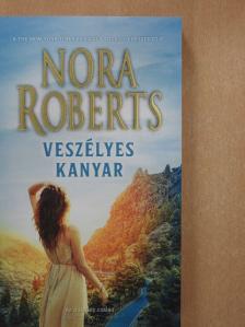 Nora Roberts - Veszélyes kanyar [antikvár]