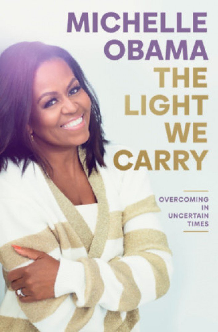MICHELLE OBAMA - The Light We Carry: Overcoming In Uncertain Times [antikvár]