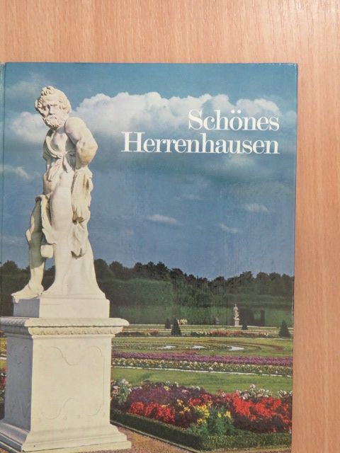 Hans J. Toll - Schönes Herrenhausen [antikvár]