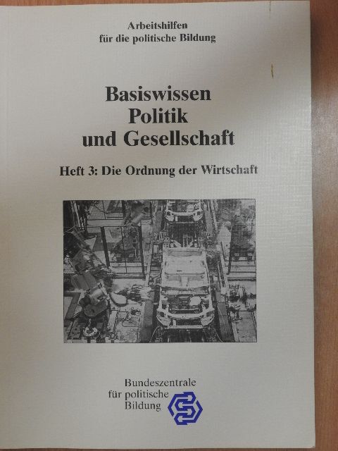 Helmut Josef Patt - Basiswissen Politik und Gesellschaft 3. [antikvár]