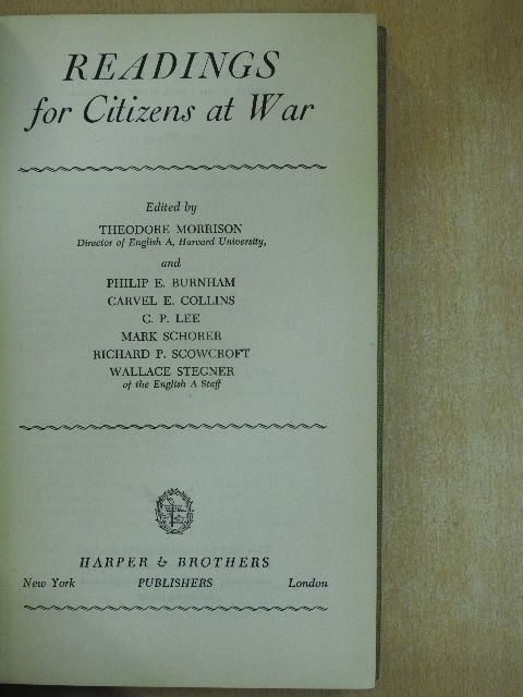 E. B. White - Readings for Citizens at War [antikvár]