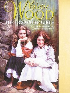 Valerie Wood - The Doorstep Girls [antikvár]