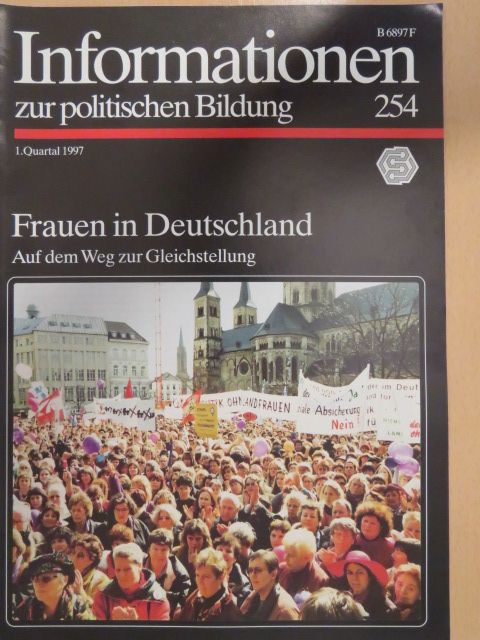 Gisela Helwig - Informationen zur politischen Bildung 254 [antikvár]