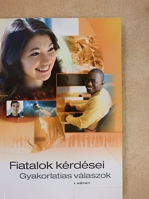 Fiatalok kérdései 1. [antikvár]