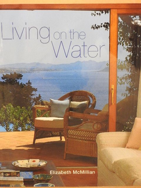 Elizabeth McMillian - Living on the Water [antikvár]