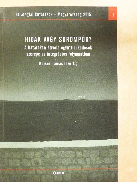 Ágh Attila - Hidak vagy sorompók? [antikvár]