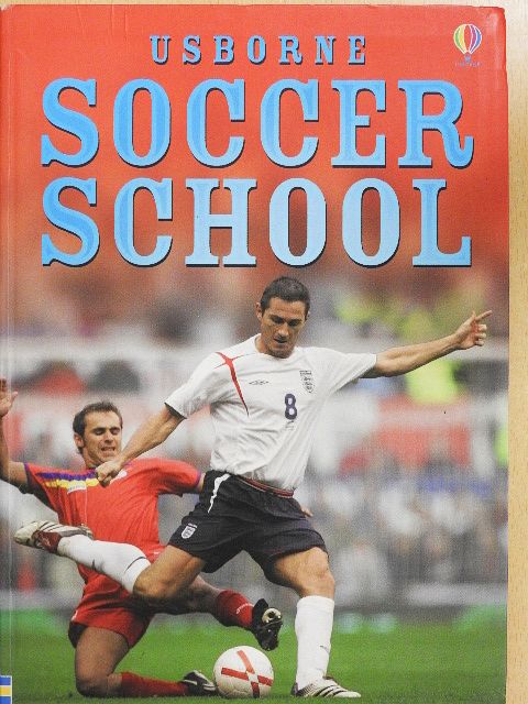 Clive Gifford - Usborne Soccer School [antikvár]