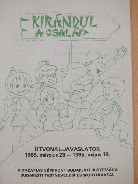 Kirándul a család [antikvár]