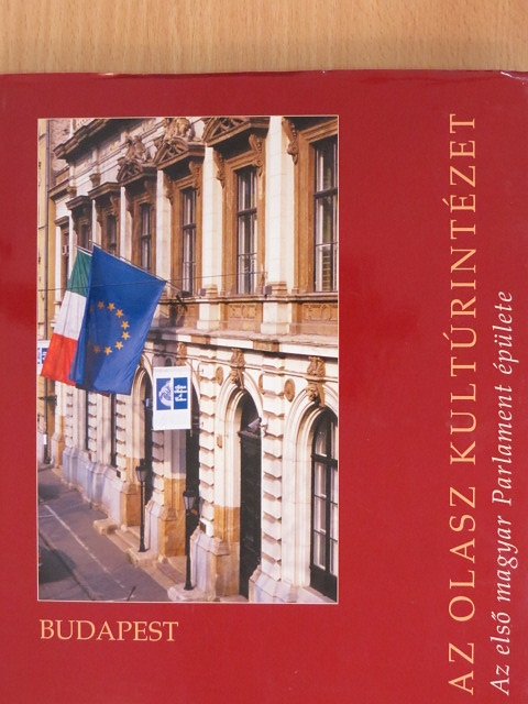 Arnaldo Dante Marianacci - Az olasz kultúrintézet [antikvár]