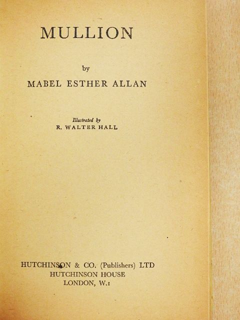 Mabel Esther Allan - Mullion [antikvár]