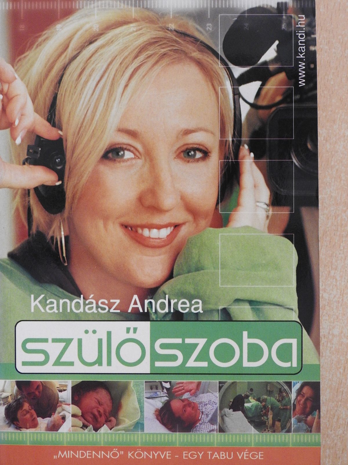 Kandász Andrea - Szülőszoba (dedikált példány) [antikvár]