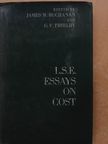 F. A. von Hayek - L. S. E. Essays on Cost [antikvár]