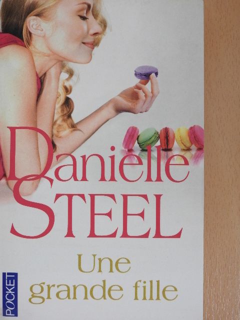 Danielle Steel - Une grande fille [antikvár]