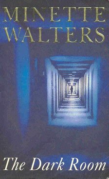Minette Walters - The Dark Room [antikvár]