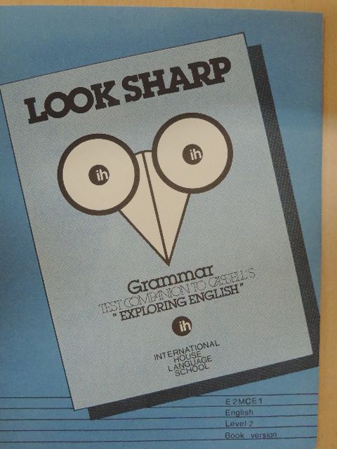 Look Sharp - Level 2 [antikvár]