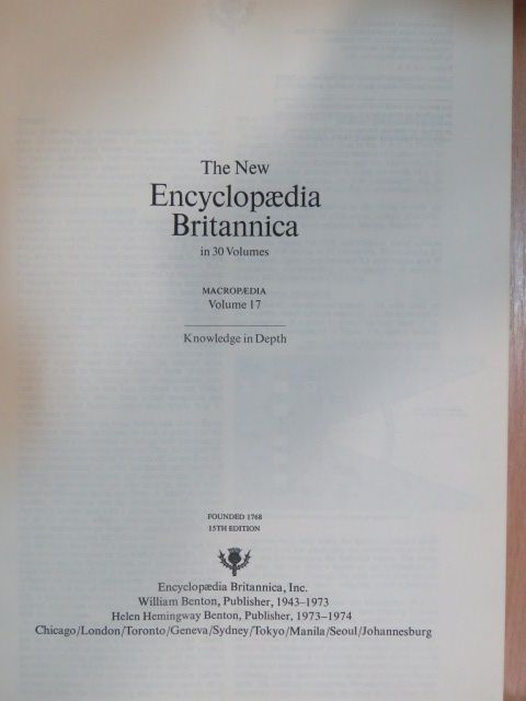 The New Encyclopaedia Britannica in 30 Volumes - Macropaedia 17 [antikvár]
