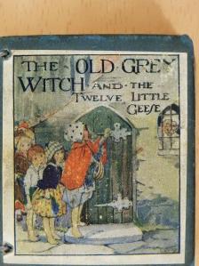 The Old Grey Witch and the Twelve Little Geese (minikönyv) [antikvár]