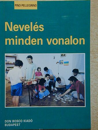 Pino Pellegrino - Nevelés minden vonalon [antikvár]
