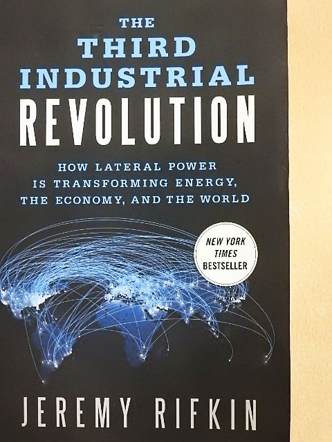 Jeremy Rifkin - The third industrial revolution [antikvár]