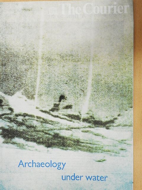 André Tchernia - The Courier November 1987 [antikvár]