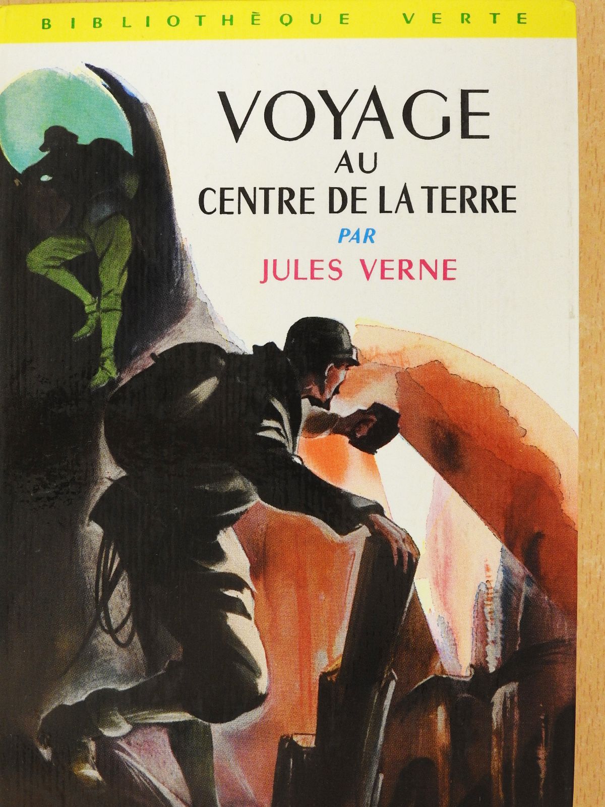 Jules Verne - Voyage au Centre de la Terre [antikvár]