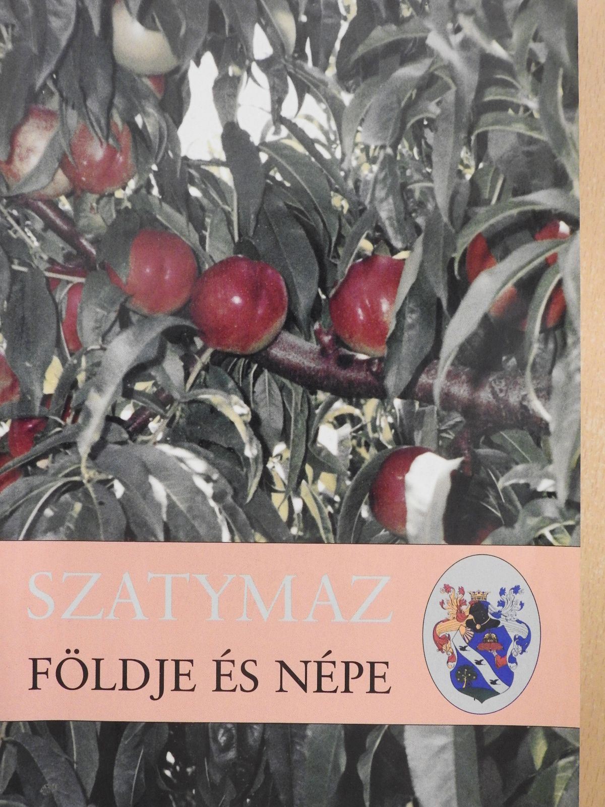 Béres Mária - Szatymaz földje és népe (többszörösen aláírt és dedikált példány) [antikvár]