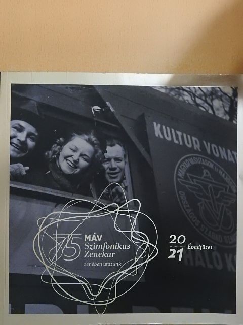 MÁV Szimfonikus Zenekar - Évadfüzet 20/21 [antikvár]