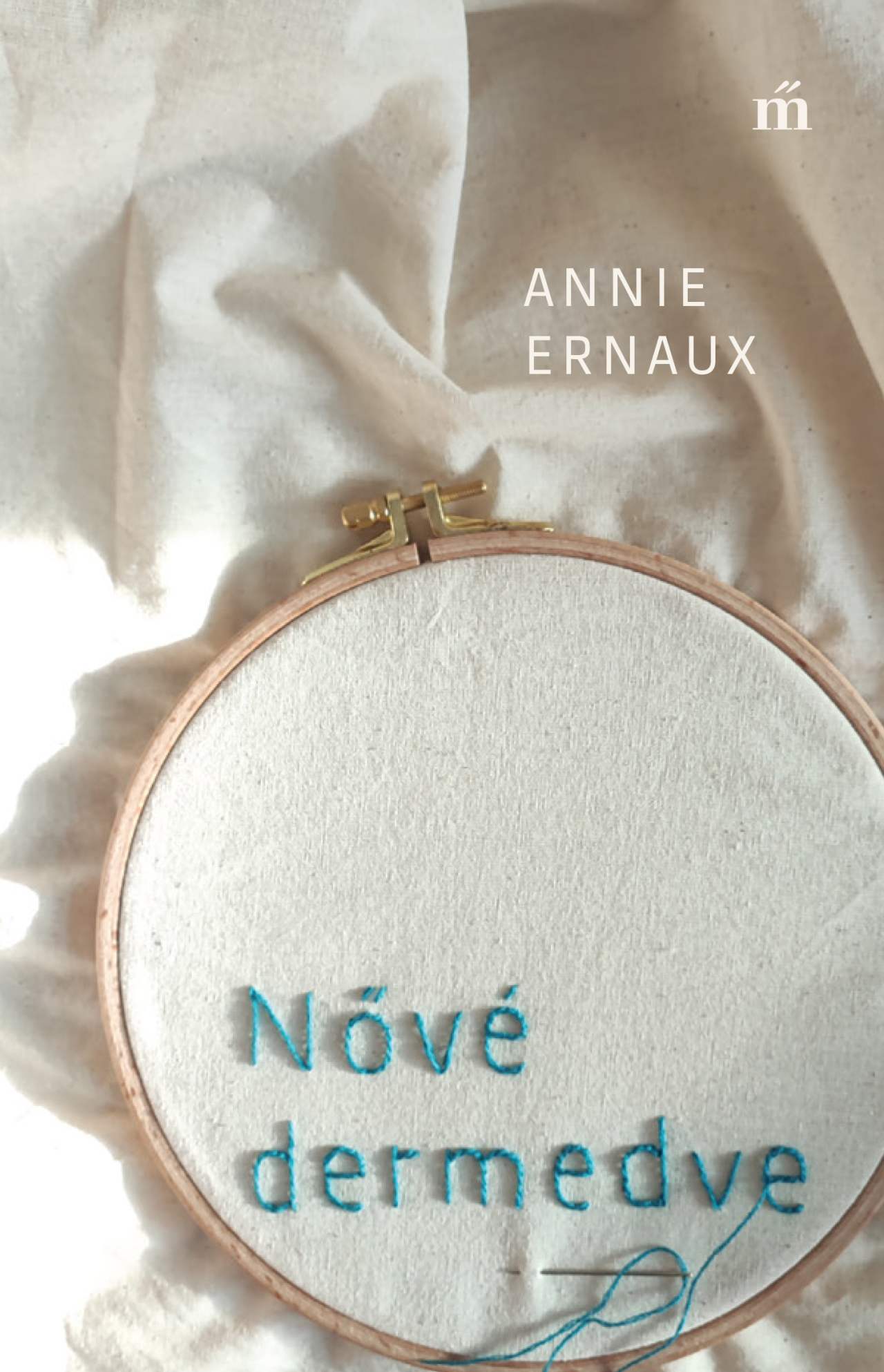 Annie Ernaux - Nővé dermedve