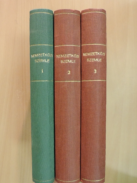 B. Leontyev - Nemzetközi Szemle 1957. január-december I-III. [antikvár]