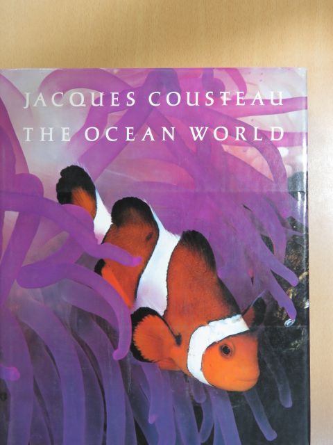 Jacques Cousteau - The Ocean World [antikvár]