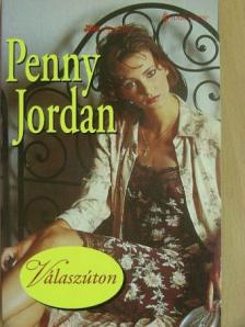 Penny Jordan - Válaszúton [antikvár]