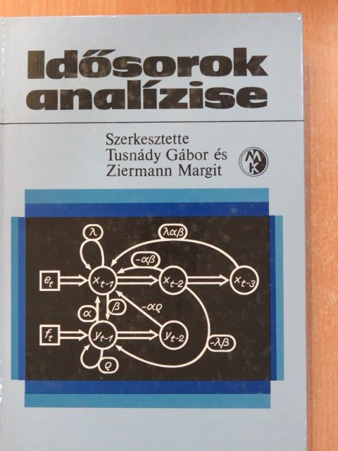 Arató Mátyás - Idősorok analízise [antikvár]