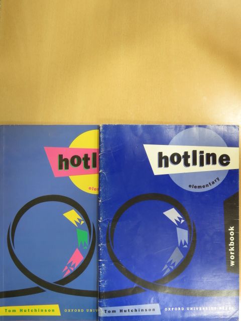 Tom Hutchinson - Hotline - Elementary - Student's Book/Workbook [antikvár]