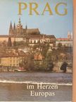 B. Mráz - Prag im Herzen Europas [antikvár]