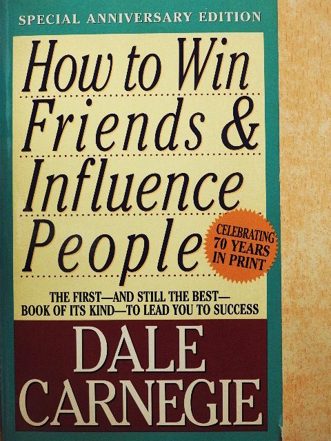 Dale Carnegie - How to Win Friends & Influence People [antikvár]