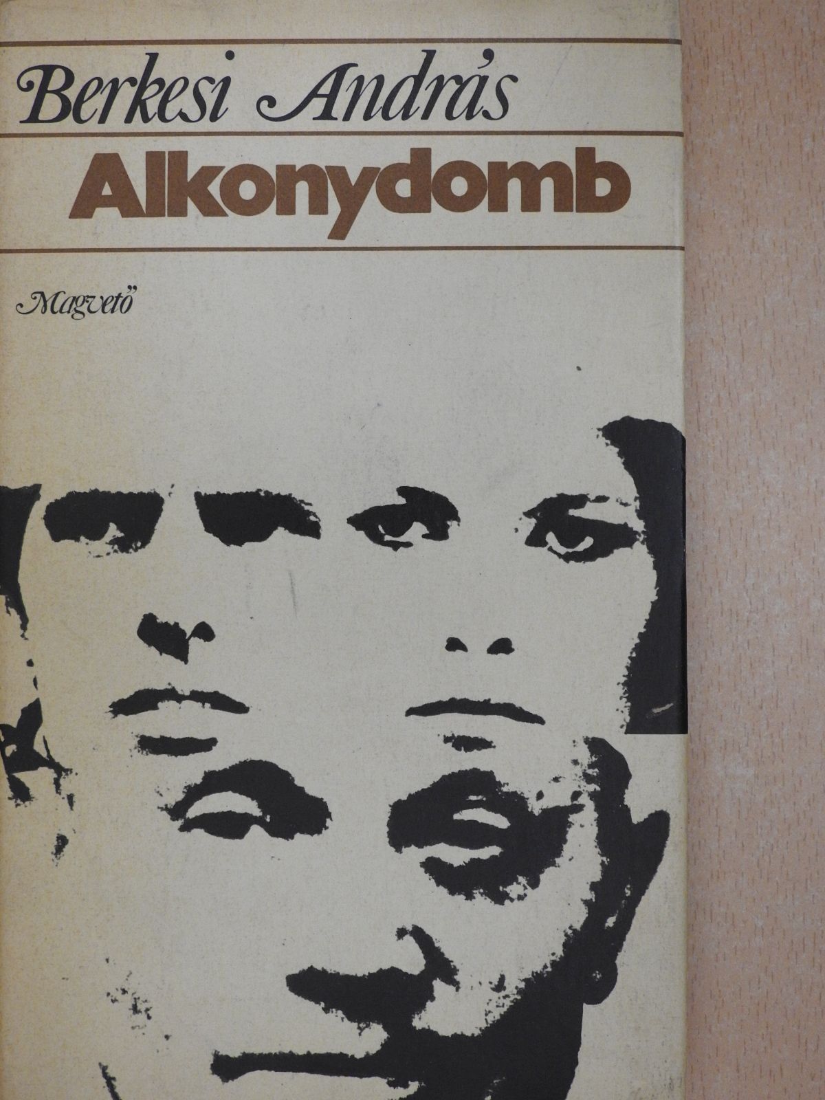Berkesi András - Alkonydomb (dedikált példány) [antikvár]