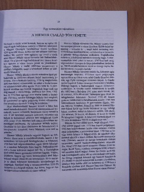 Blazovich László - Egy nemesített városbíró: A Hiemer család története [antikvár]