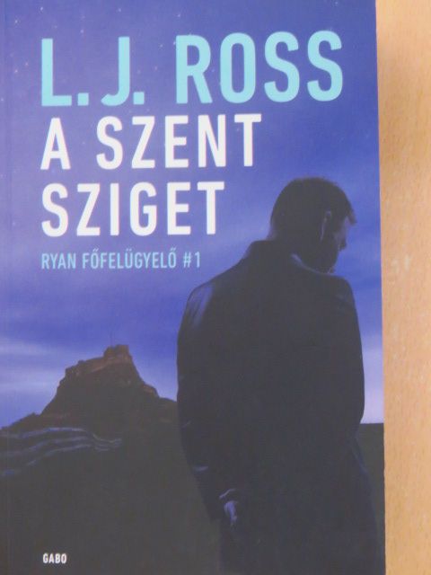 L.J. Ross - A Szent sziget [antikvár]
