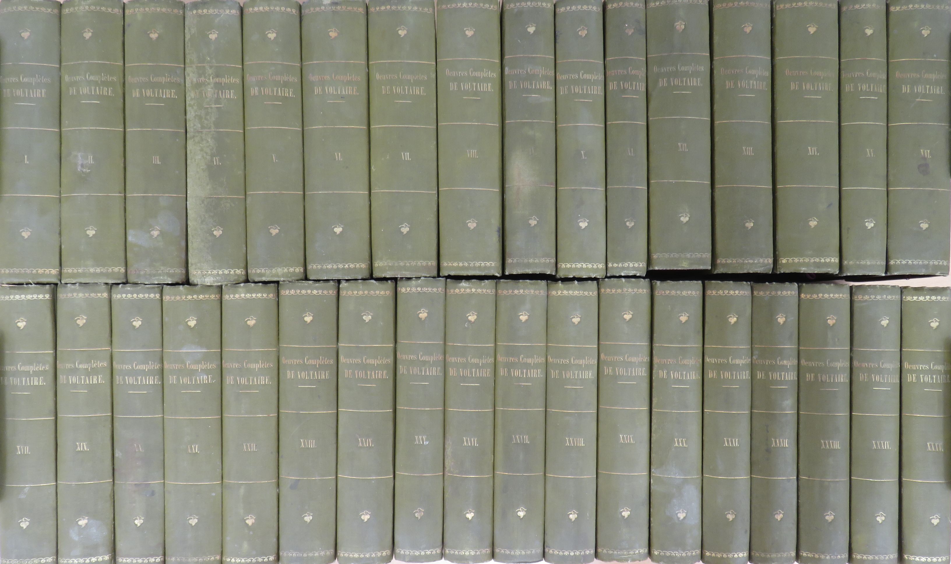Francois-Marie Arouet Voltaire - Oeuvres Complétes de Voltaire I-XVII., XIX-XXXV. (nem teljes sorozat) [antikvár]