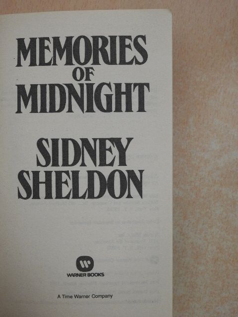 Sidney Sheldon - Memories of Midnight [antikvár]
