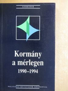 Kormány a mérlegen [antikvár]