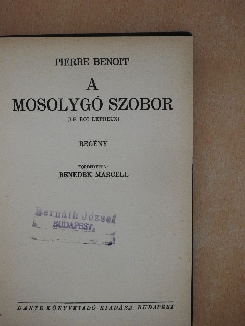 Pierre Benoit - A mosolygó szobor [antikvár]