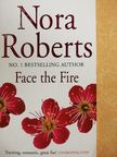 Nora Roberts - Face the Fire [antikvár]