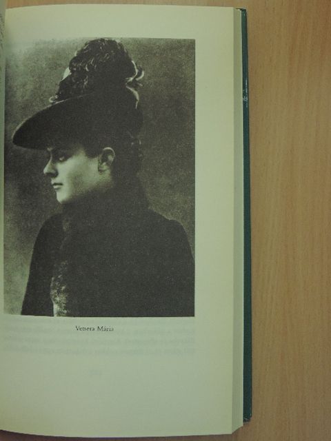 Sigrid-Maria Größing - Gyilkosság a Habsburg-házban [antikvár]