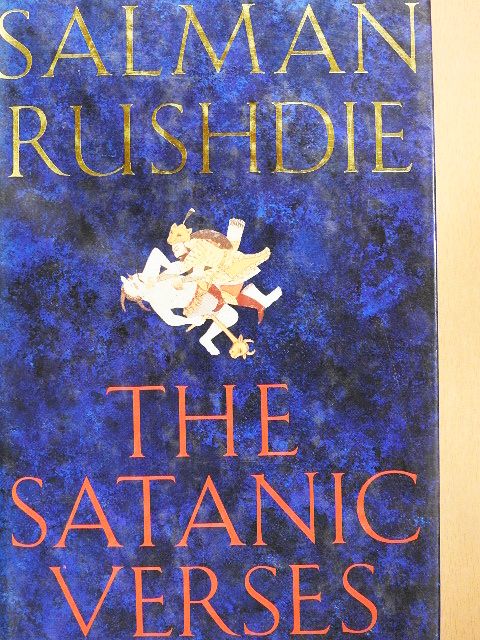 Salman Rushdie - The Satanic Verses [antikvár]
