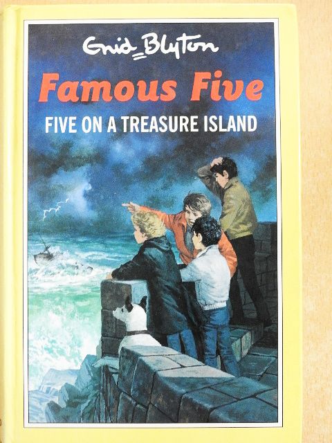 Enid Blyton - Five on a Treasure Island [antikvár]
