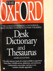 The Oxford Desk Dictionary and Thesaurus [antikvár]