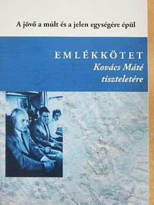 Bényei Miklós - A jövő a múlt és a jelen egységére épül [antikvár]