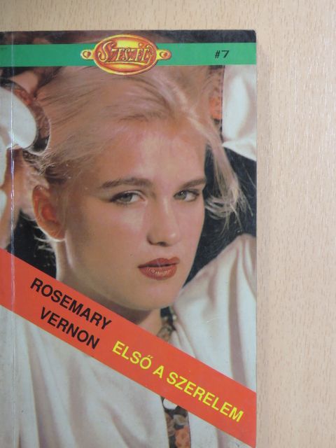 Rosemary Vernon - Első a szerelem [antikvár]
